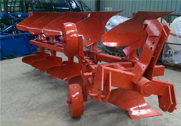 铧式犁（液压翻转式）1L-530